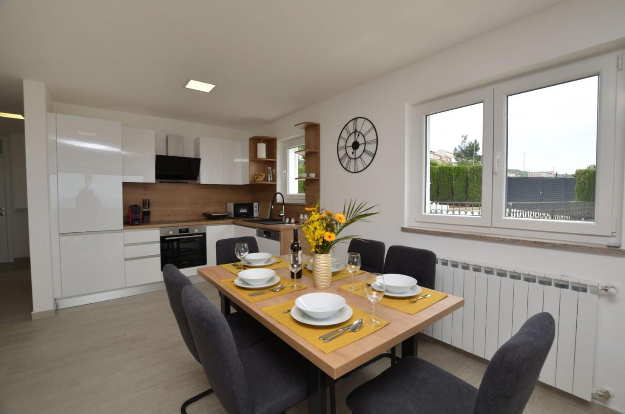 Apartments Villa Sofia Martinšćica 外观 照片
