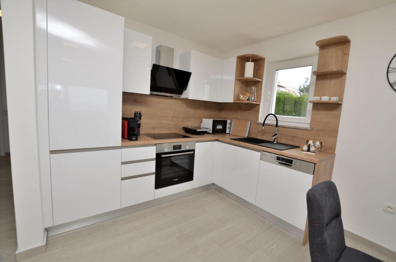 Apartments Villa Sofia Martinšćica 外观 照片
