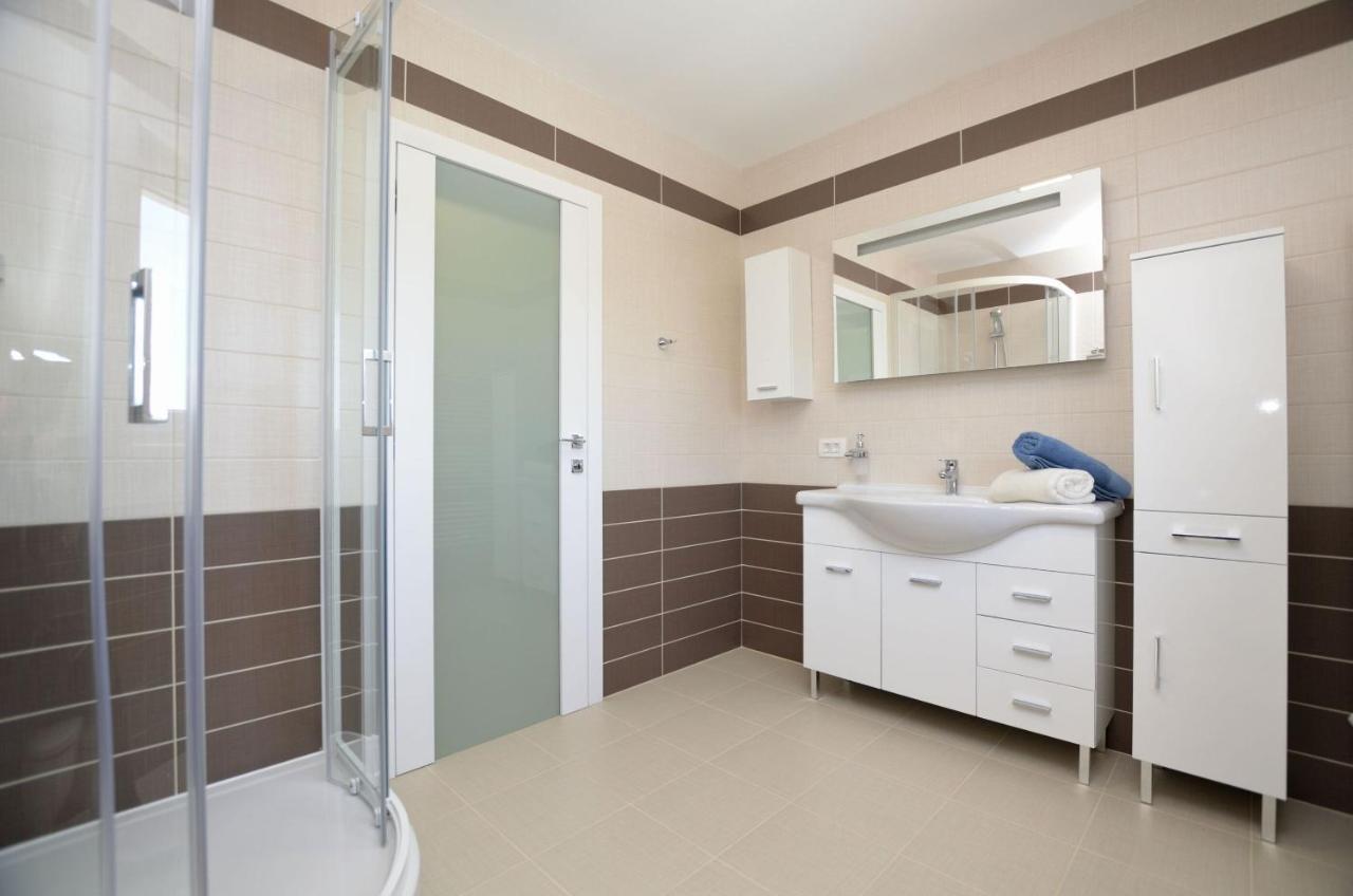 Apartments Villa Sofia Martinšćica 外观 照片