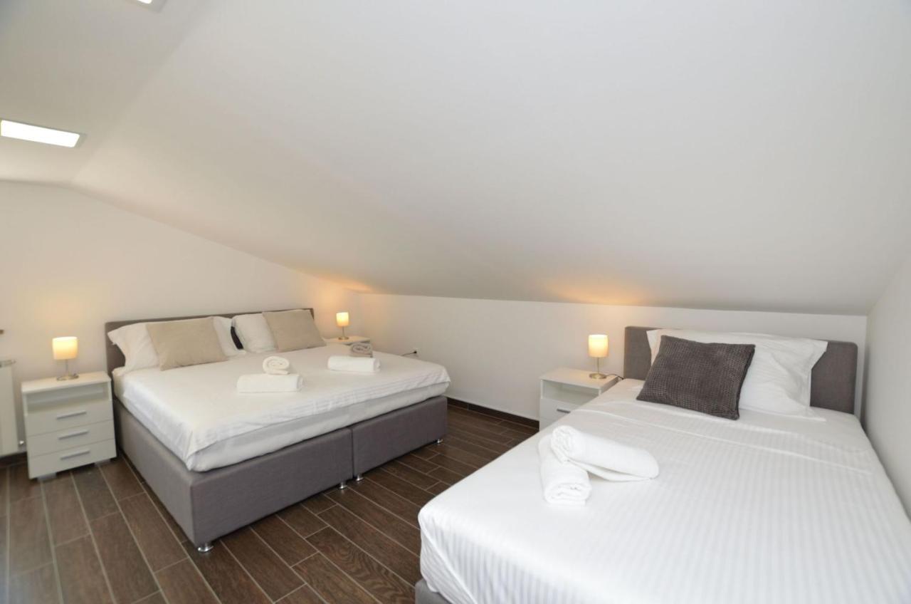 Apartments Villa Sofia Martinšćica 外观 照片