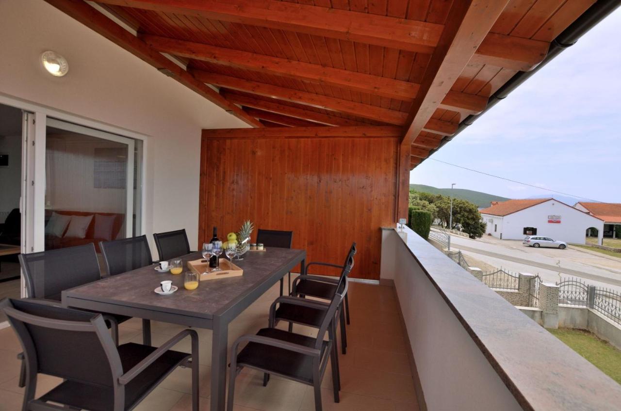 Apartments Villa Sofia Martinšćica 外观 照片