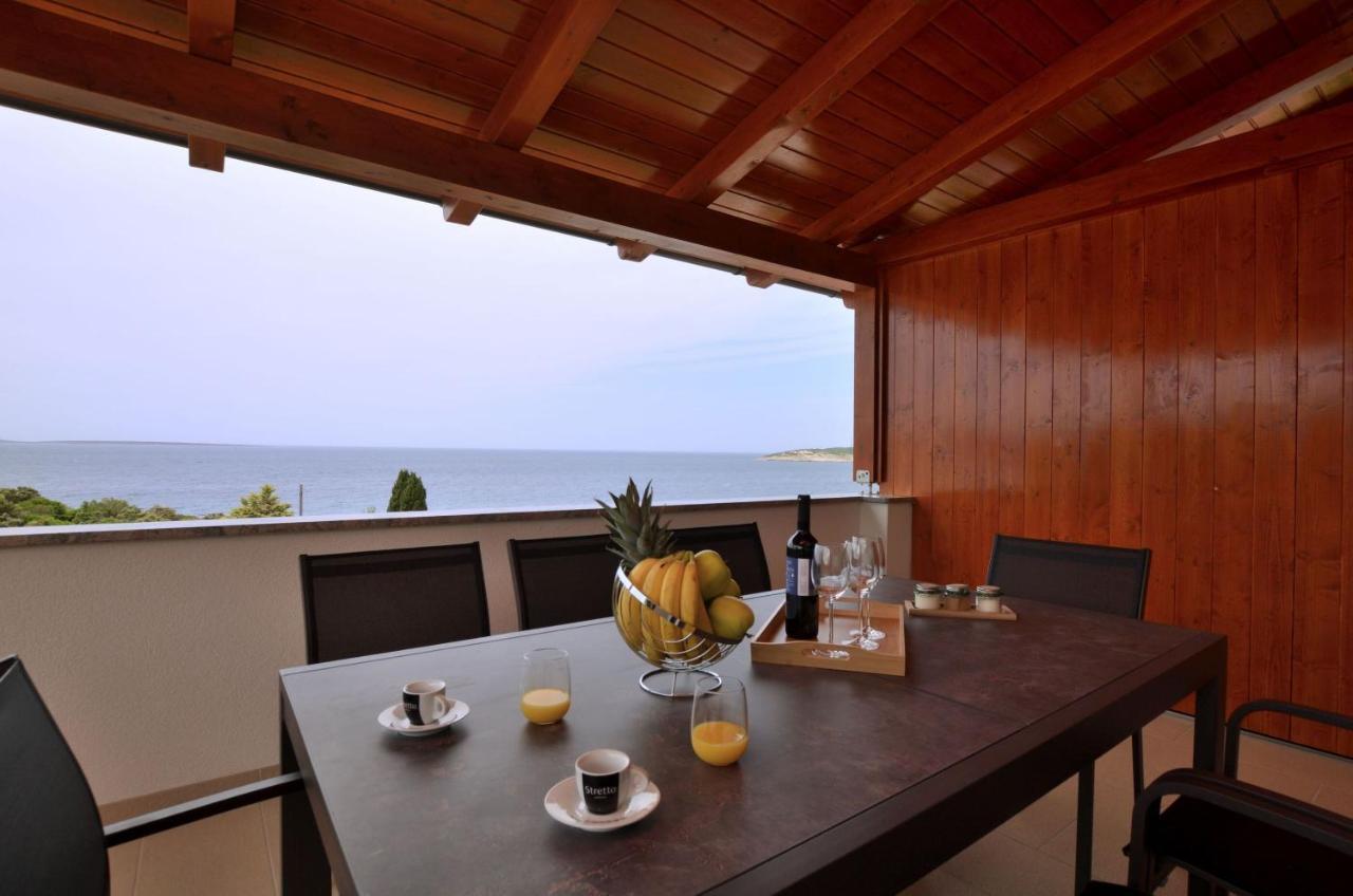 Apartments Villa Sofia Martinšćica 外观 照片