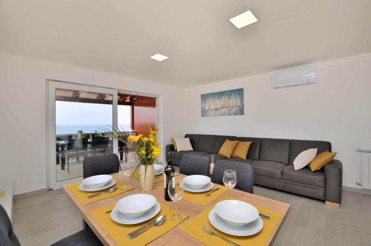 Apartments Villa Sofia Martinšćica 外观 照片