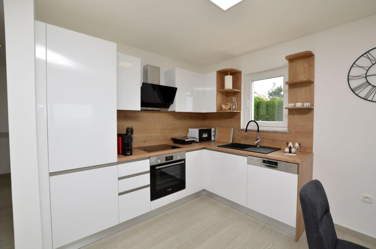 Apartments Villa Sofia Martinšćica 外观 照片