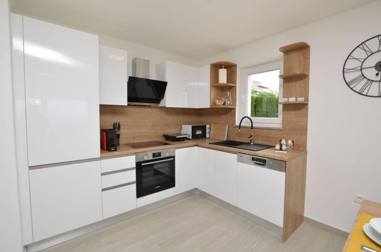 Apartments Villa Sofia Martinšćica 外观 照片