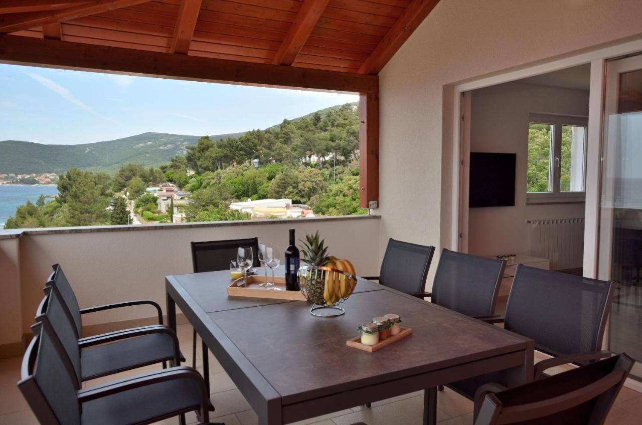 Apartments Villa Sofia Martinšćica 外观 照片