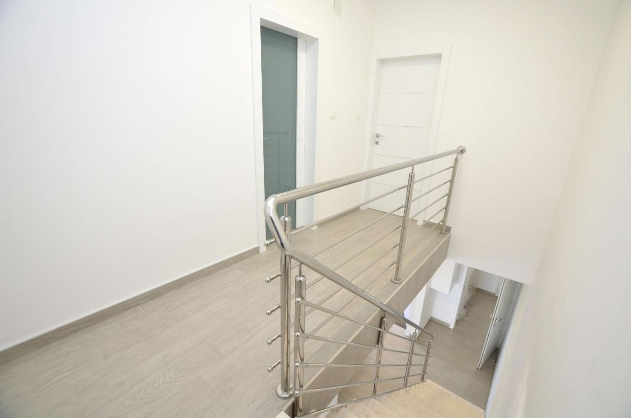 Apartments Villa Sofia Martinšćica 外观 照片