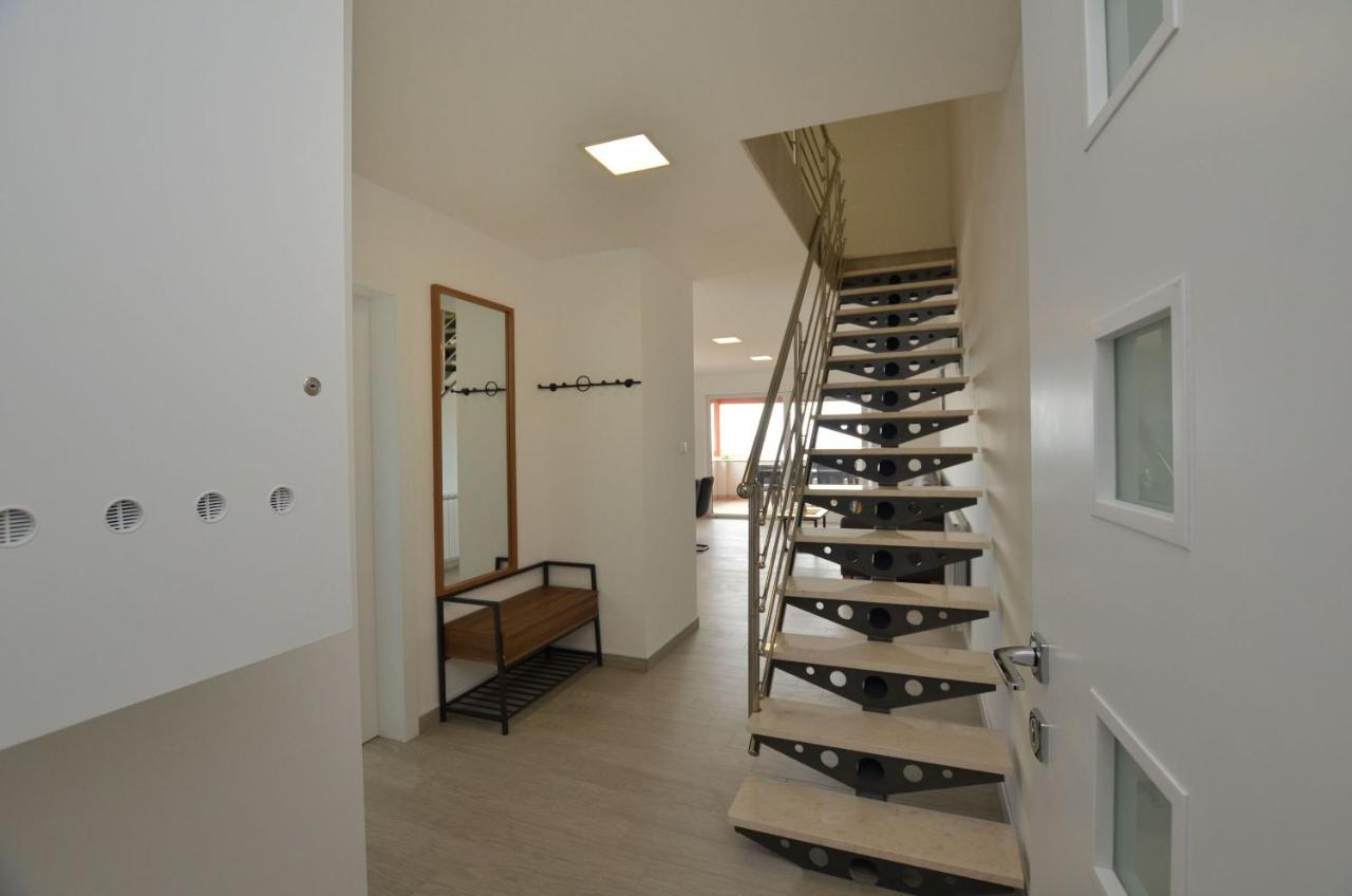 Apartments Villa Sofia Martinšćica 外观 照片